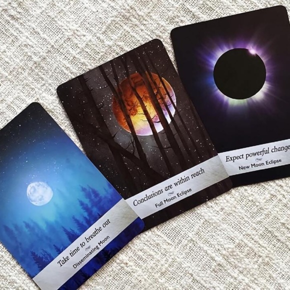 NIB Moonology Oracle Cards - Picture 6 of 9